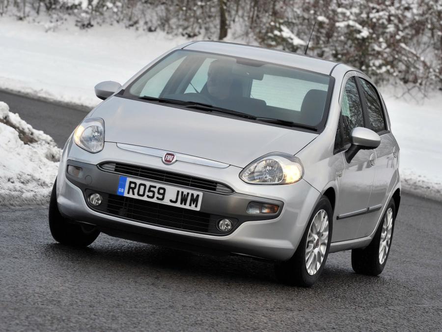  Fiat Punto Evo 5-Door 2010 года  (UK) (фото 1 из 16)
